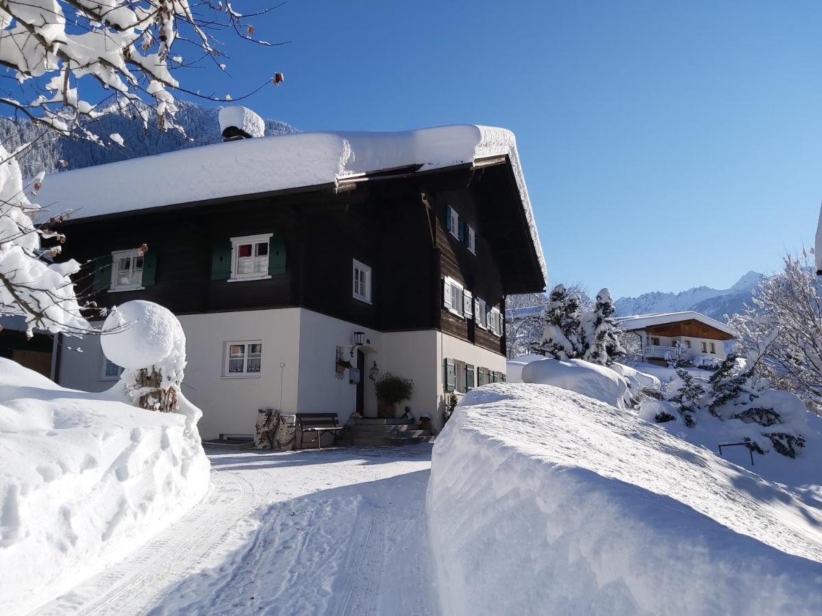 Haus Klinger Apartment Gaschurn Exterior photo